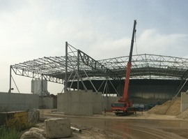 large truss on 16m high pillars